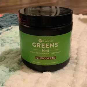 It Works Greens Blend Chocolate flavor